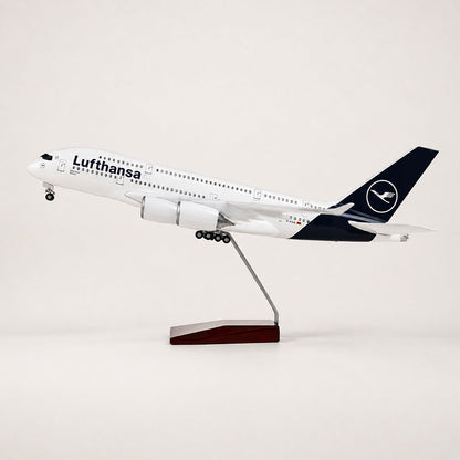 Lufthansa Airbus A380 New Livery 1:160 Scale Model