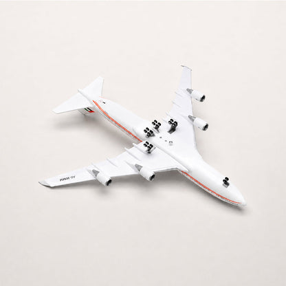 UAE Presidential Flight Boeing 747 1:150 Scale Model — view 4