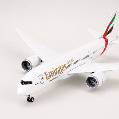 Emirates Boeing 787 1:130 Scale Model — view 5