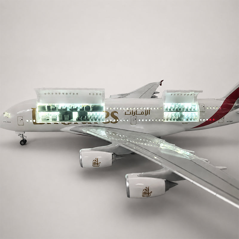Emirates Airbus A380 1:160 Scale Model — view 6