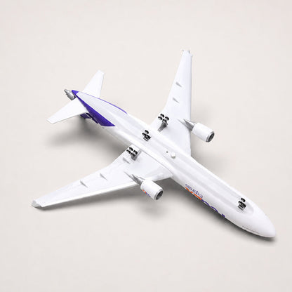 FedEx McDonnell Douglas MD-11 1:130 Scale Model — view 7