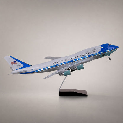 US Air Force One Boeing 747 1:150 Scale Model — view 3