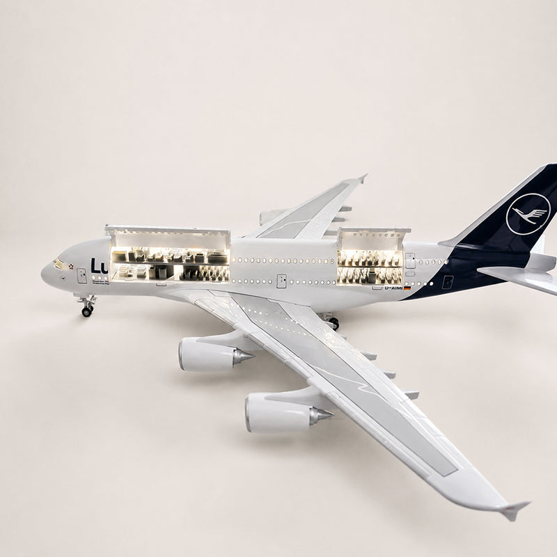 Lufthansa Airbus A380 New Livery 1:160 Scale Model — view 5