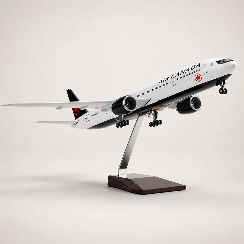 Air Canada Boeing 777-300ER 1:157 Scale Model — view 2