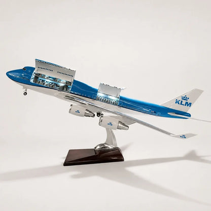 KLM Royal Dutch Airlines Boeing 747-400 1:150 Scale Model — view 7
