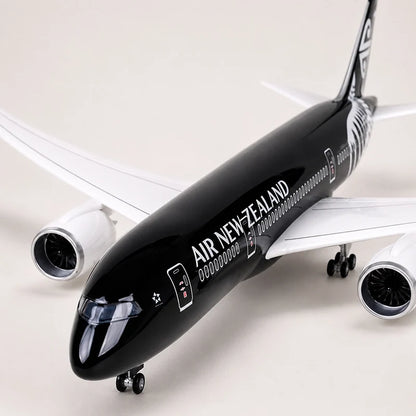 Air New Zealand Boeing 787 1:130 Scale Model — view 8