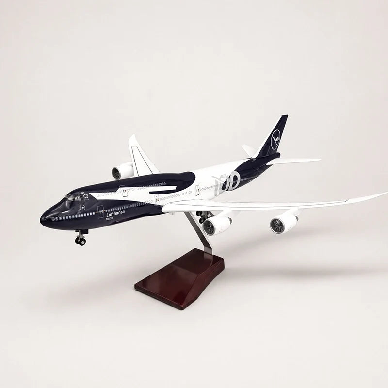 Lufthansa Boeing 747-8 100 Years Edition 1:150 Scale Model — view 4