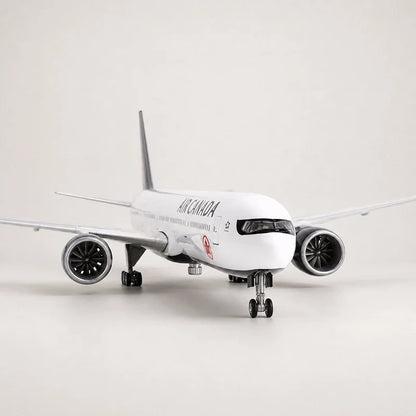 Air Canada Boeing 777-300ER 1:157 Scale Model — view 4