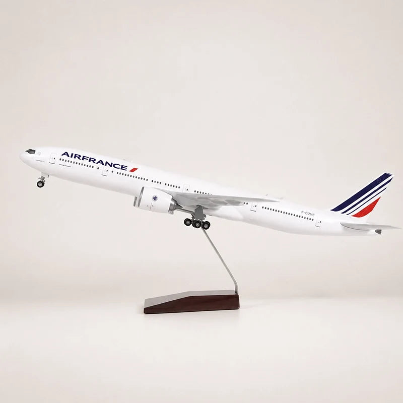 Air France Boeing 777-300ER 1:157 Scale Model