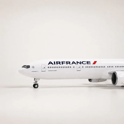 Air France Boeing 777-300ER 1:157 Scale Model — view 6