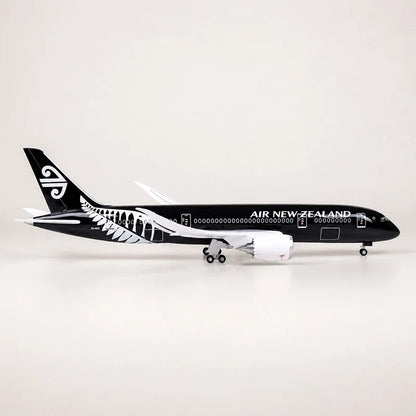 Air New Zealand Boeing 787 1:130 Scale Model — view 6