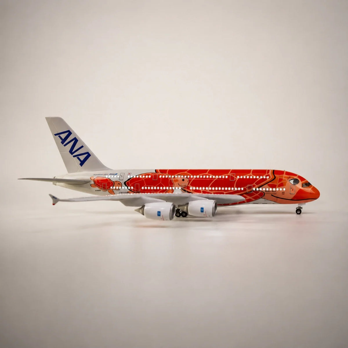 All Nippon Airways Airbus A380 "Flying Honu" Ka La 1:160 Scale Model — view 5