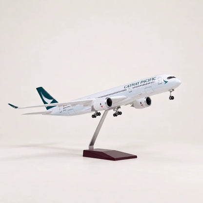 Cathay Pacific Airbus A350 1:142 Scale Model — view 2