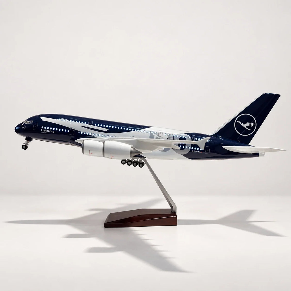 Lufthansa Airbus A380 100 Years Edition 1:160 Scale Model — view 2