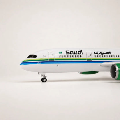 Saudia Boeing 787 Dreamliner 1:130 Scale Model — view 8