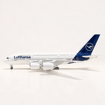 Lufthansa Airbus A380 New Livery 1:160 Scale Model — view 19