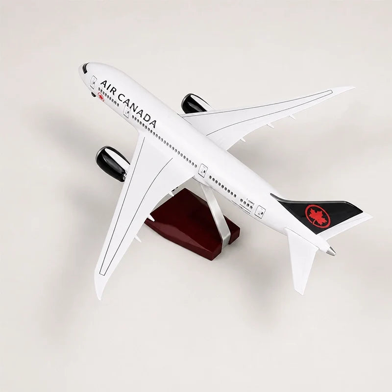 Air Canada Boeing 787 1:130 Scale Model — view 3