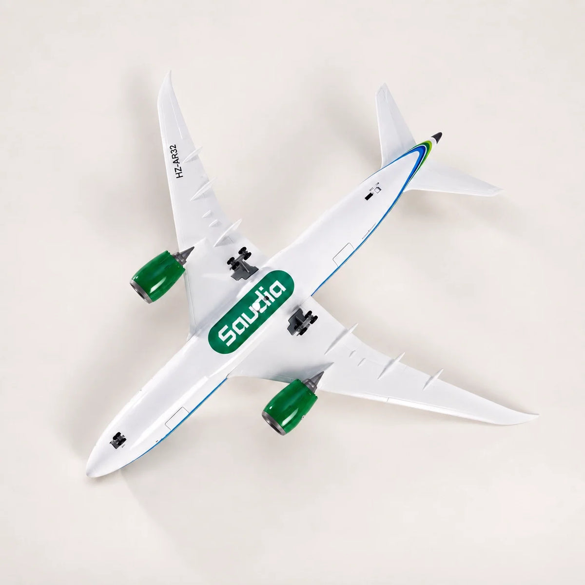 Saudia Boeing 787 1:130 Scale Model — view 8