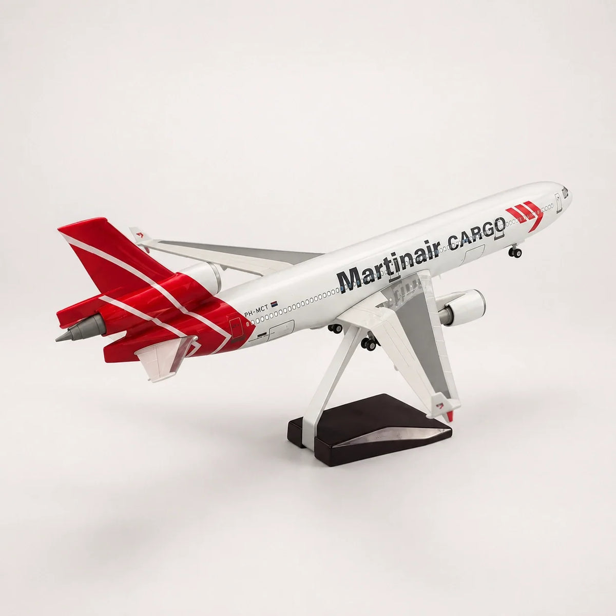 Martinair Cargo McDonnell Douglas MD-11 1:130 Scale Model — view 5