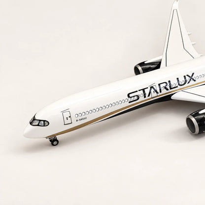 STARLUX Airlines Airbus A350-1000 Special Livery 1:157 Scale Model — view 11