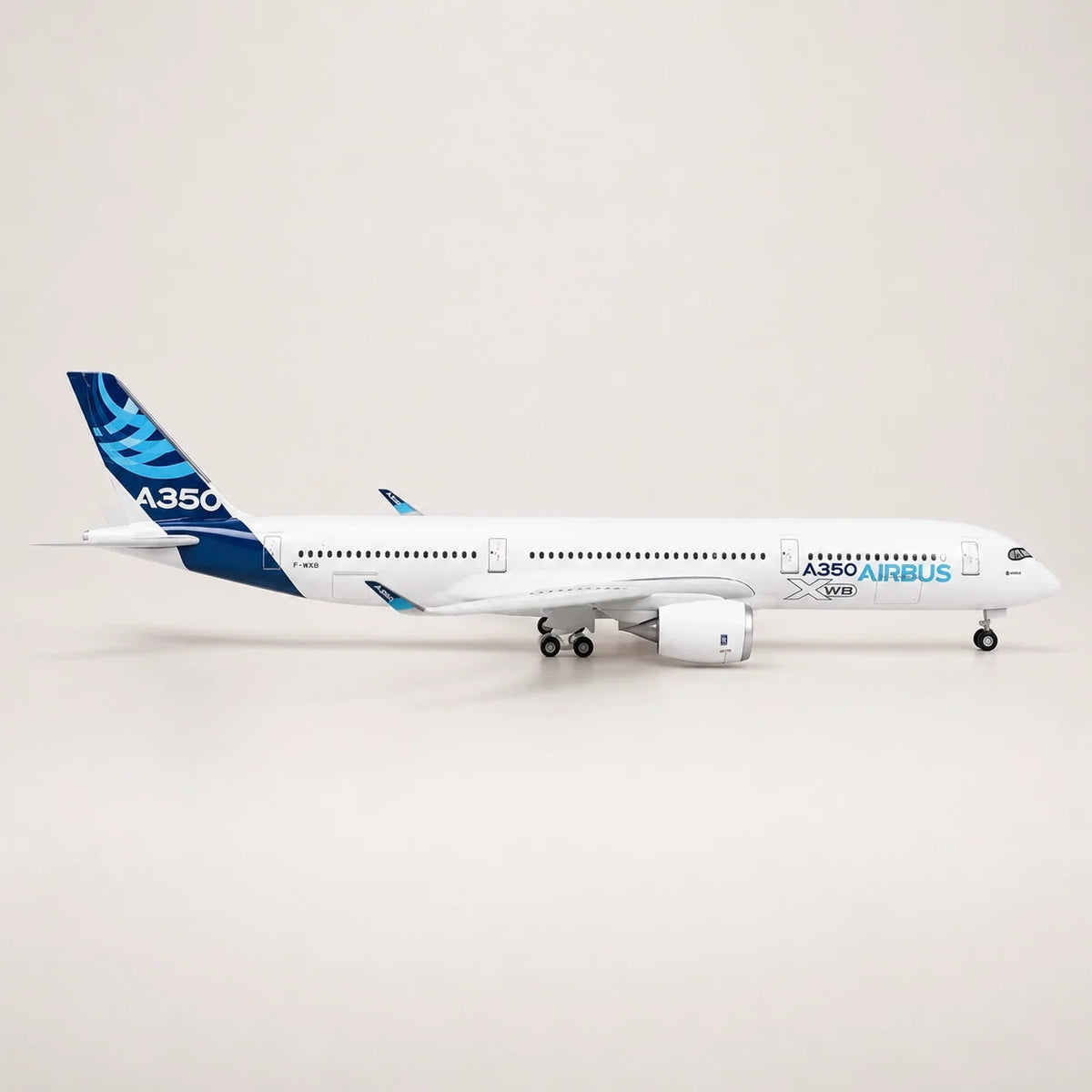 Airbus A350 XWB Prototype 1:142 Scale Model — view 5