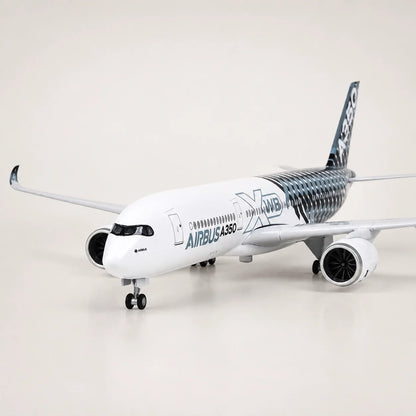 Airbus A350 XWB Prototype Carbon Fibre Livery 1:142 Scale Model — view 6