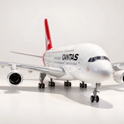 Qantas Airbus A380 1:160 Scale Model — view 16