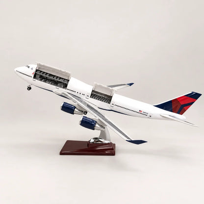Delta Air Lines Boeing 747 1:150 Scale Model — view 5