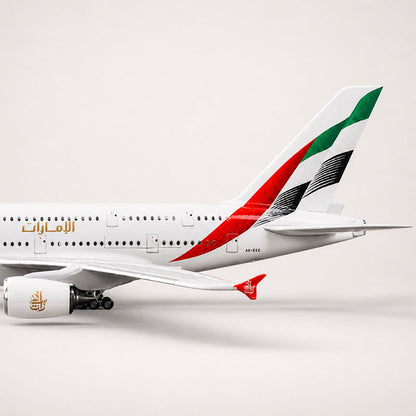 Emirates Airbus A380 1:160 Scale Model — view 10