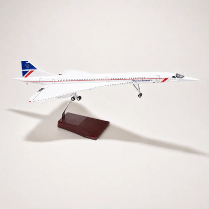 Singapore Airlines Concorde 1:125 Scale Model — view 2