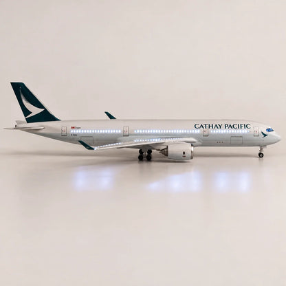 Cathay Pacific Airbus A350 1:142 Scale Model — view 7