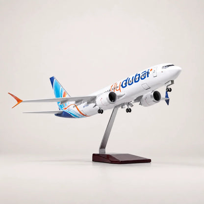 Flydubai Boeing 737 1:85 Scale Model — view 2