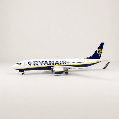 Ryanair Boeing 737 1:85 Scale Model — view 3