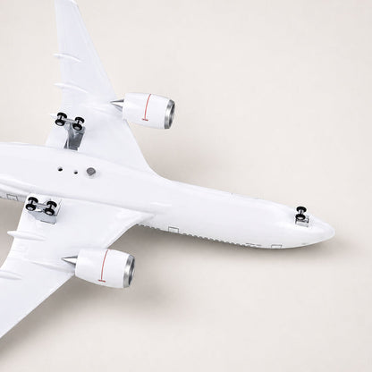 Lufthansa Airbus A350 1:142 Scale Model — view 10