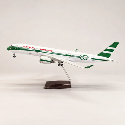 Cathay Pacific Airbus A350 80th Anniversary Edition 1:142 Scale Model — view 7