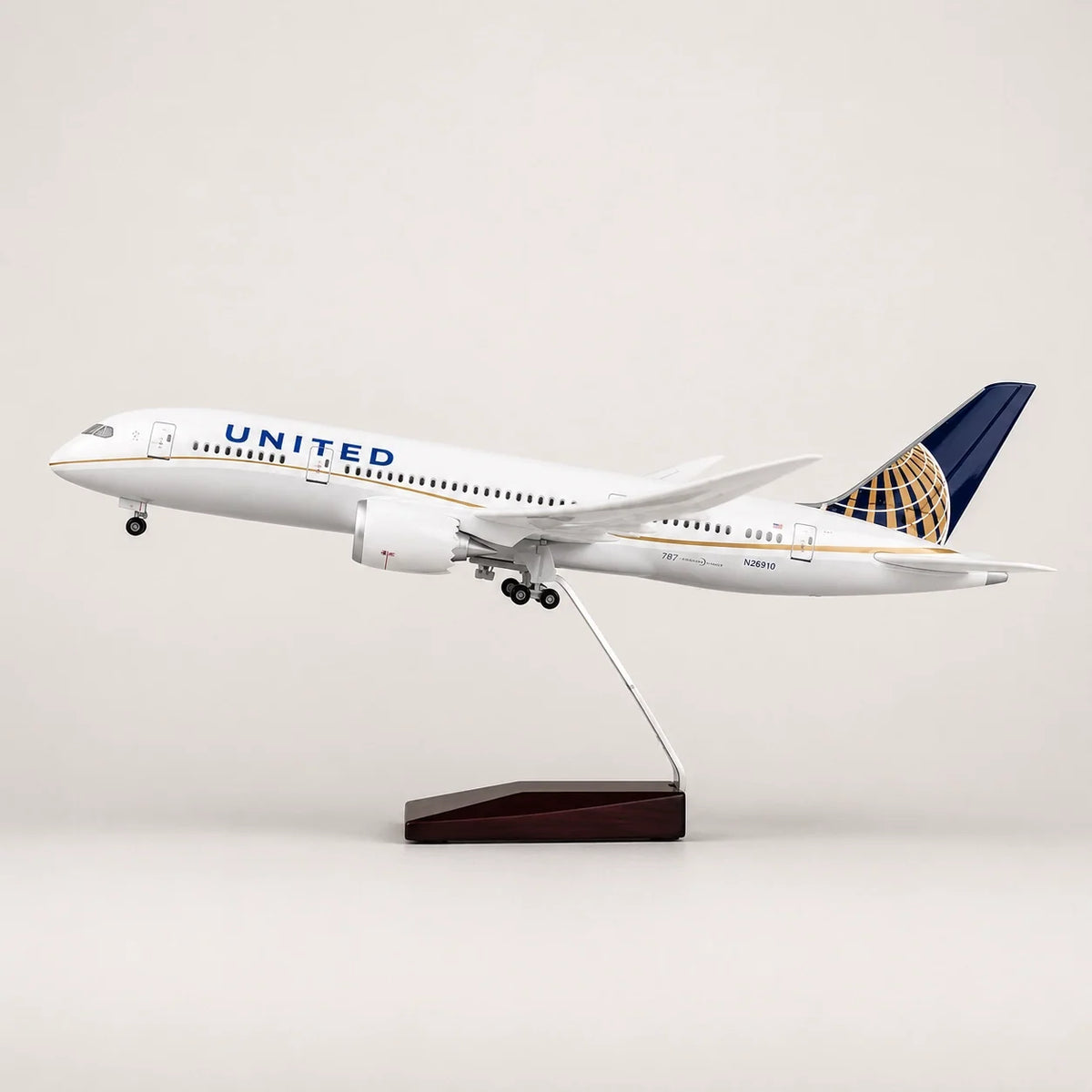 United Airlines Boeing 787 Dreamliner Classic Livery 1:130 Scale Model