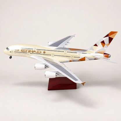 Etihad Airways Airbus A380 1:160 Scale Model — view 3