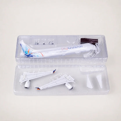 Flydubai Boeing 737 1:85 Scale Model — view 10