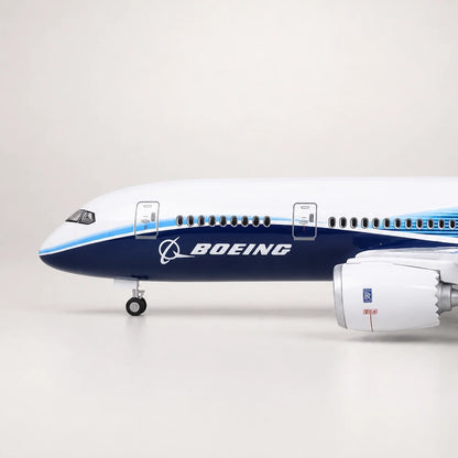 Boeing 787 Dreamliner Prototype 1:130 Scale Model — view 8