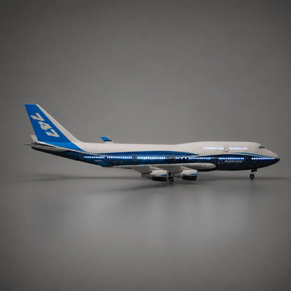 Boeing 747 Prototype 1:150 Scale Model — view 11