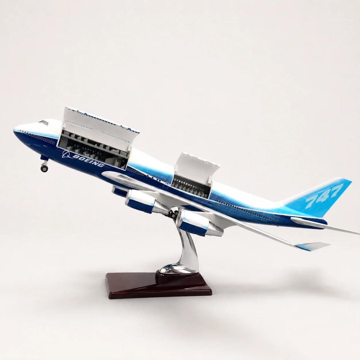 Boeing 747 Prototype 1:150 Scale Model