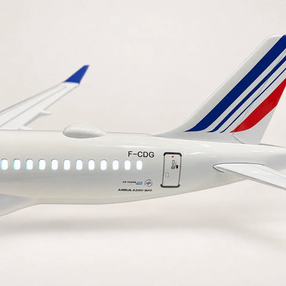 Air France Airbus A220-300 1:100 Scale Model — view 14