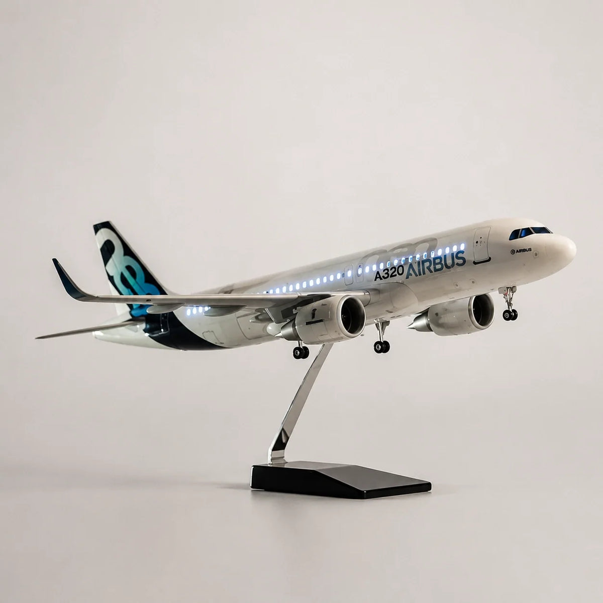 Airbus A320neo Prototype 1:80 Scale Model — view 2