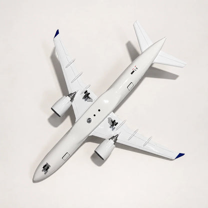 Air France Airbus A220-300 1:100 Scale Model — view 11