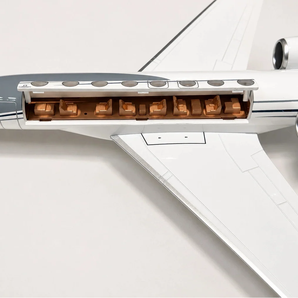 Gulfstream G650ER 1:50 Scale Model — view 13