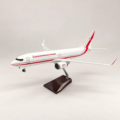 Polish Government Boeing 737 1:85 Scale Model — view 6