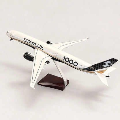 STARLUX Airlines Airbus A350-1000 Special Livery 1:157 Scale Model — view 5