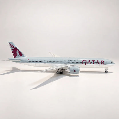 Qatar Airways Boeing 777-300ER 1:157 Scale Model — view 9