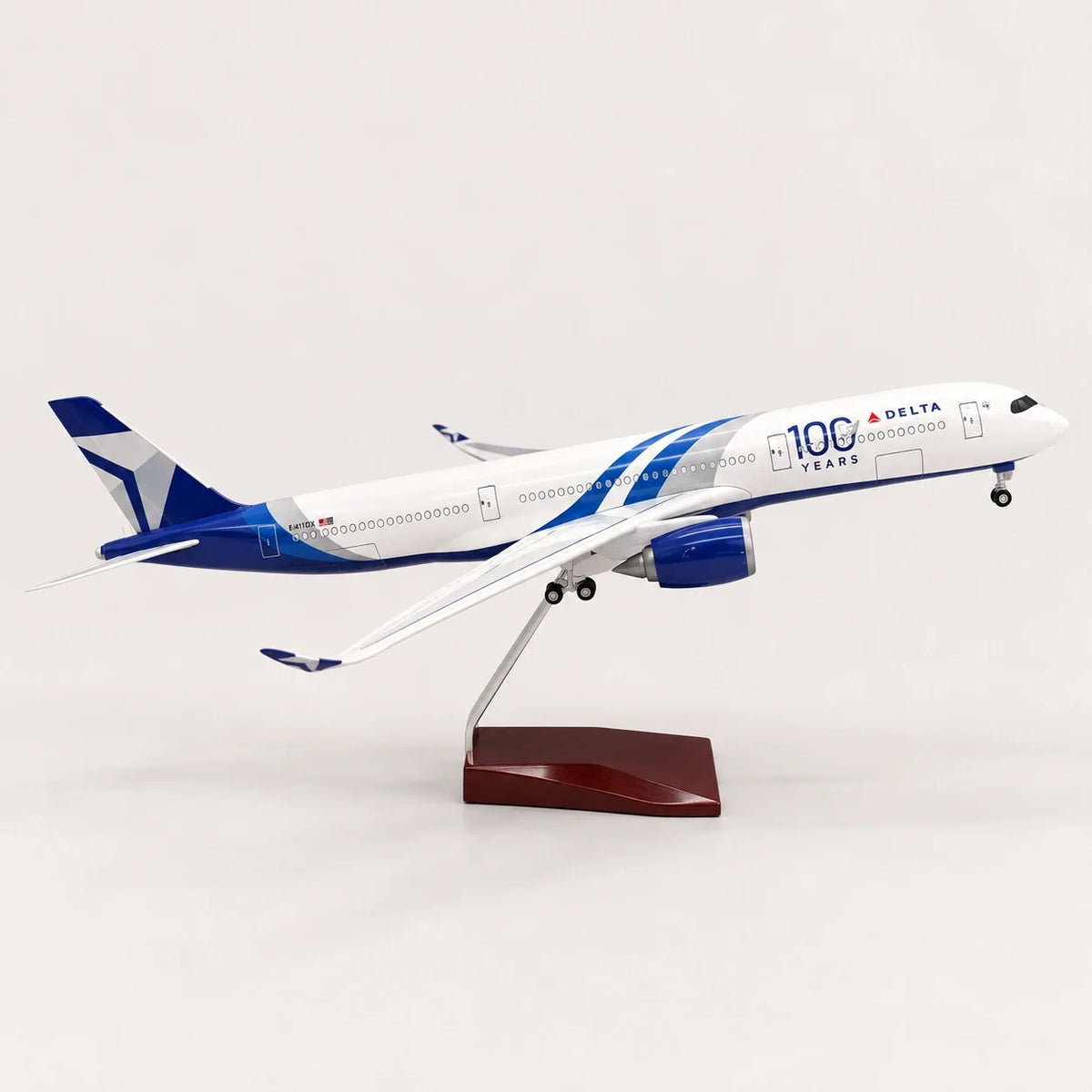 Delta Air Lines Airbus A350 100th Anniversary Edition 1:142 Scale Model — view 3