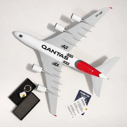 Qantas Airbus A380 1:160 Scale Model — view 19